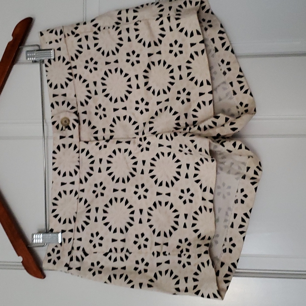 Patterned shorts